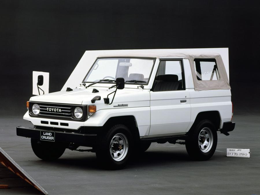  Toyota Land Cruiser 70 (PZJ70) 1990 года  (фото 2 из 11)